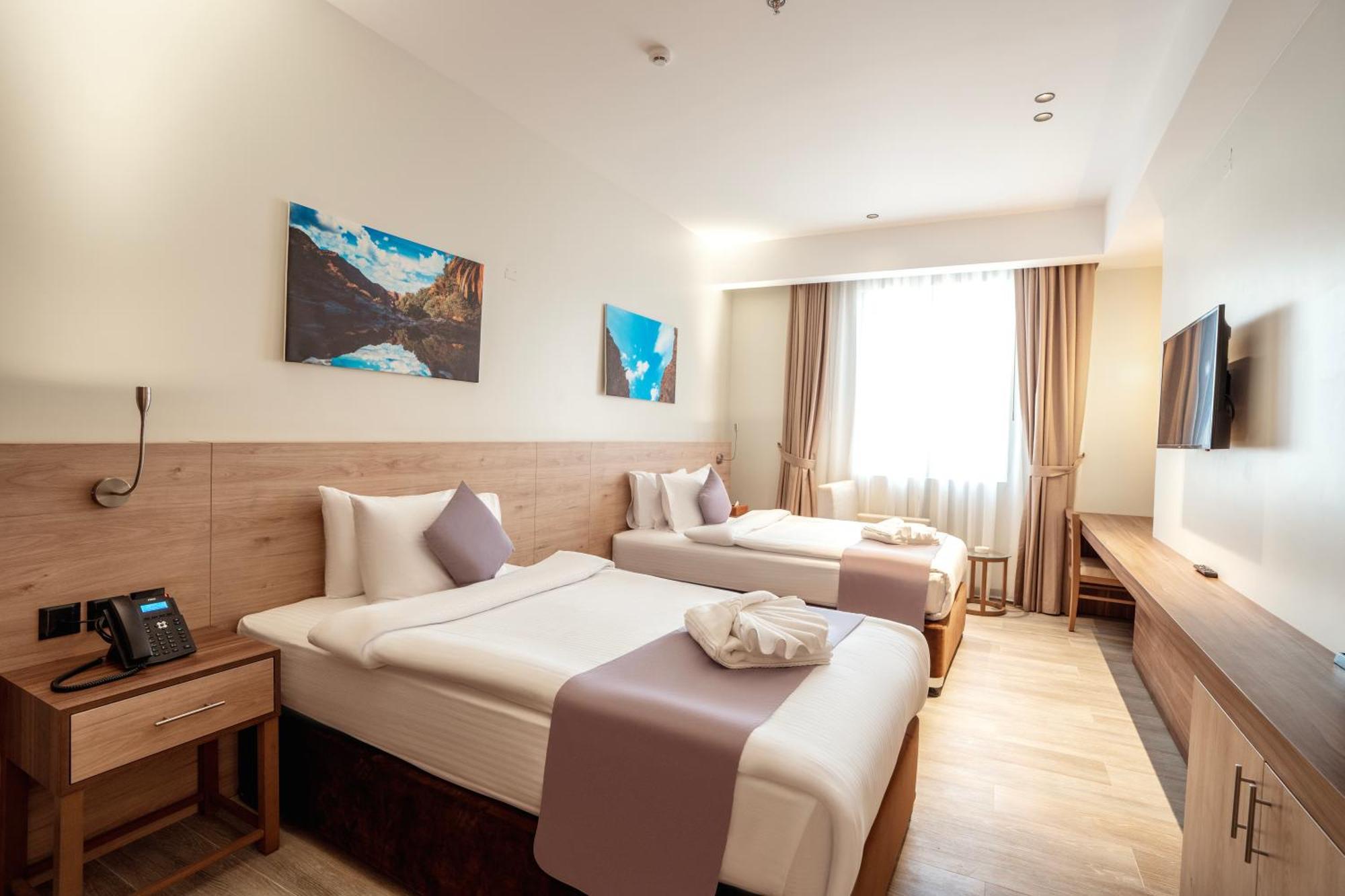 Kyriad Maskat Exterior foto